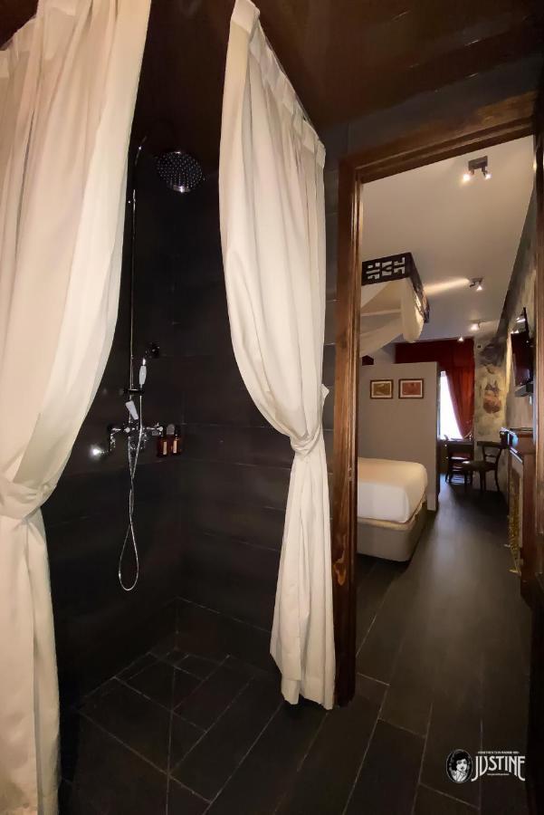 Suite Opium Den By Justine Apartments Apartamento Turistico En Madrid Rio Exterior photo
